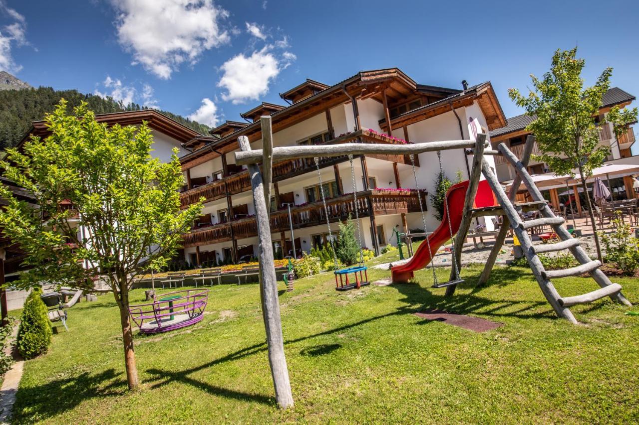 Familienhotel Viktoria Ultimo Esterno foto